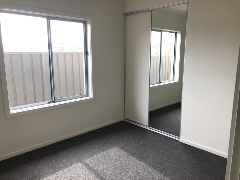 24 Mitchell Street East, Seaton SA 5023