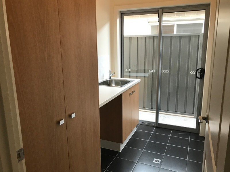 24 Mitchell Street East, Seaton SA 5023