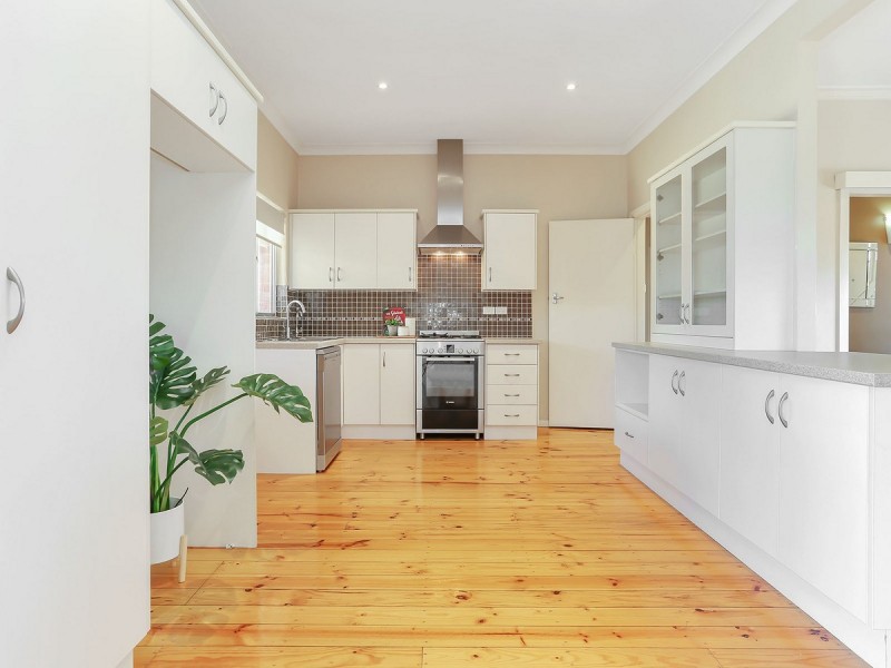 35 Montacute Road, Campbelltown SA 5074