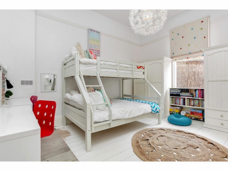 214 Seaview Road, Henley Beach South SA 5022