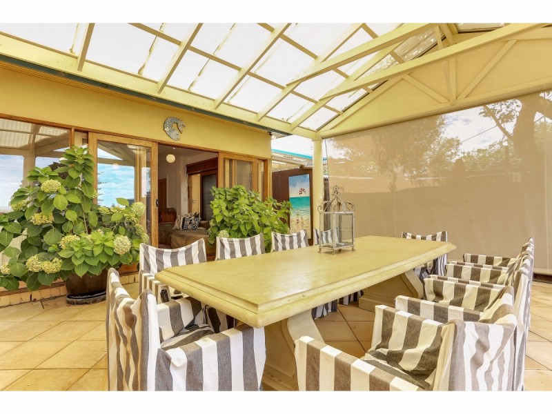 214 Seaview Road, Henley Beach South SA 5022