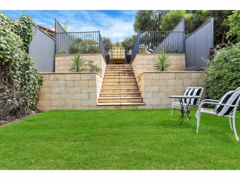 214 Seaview Road, Henley Beach South SA 5022