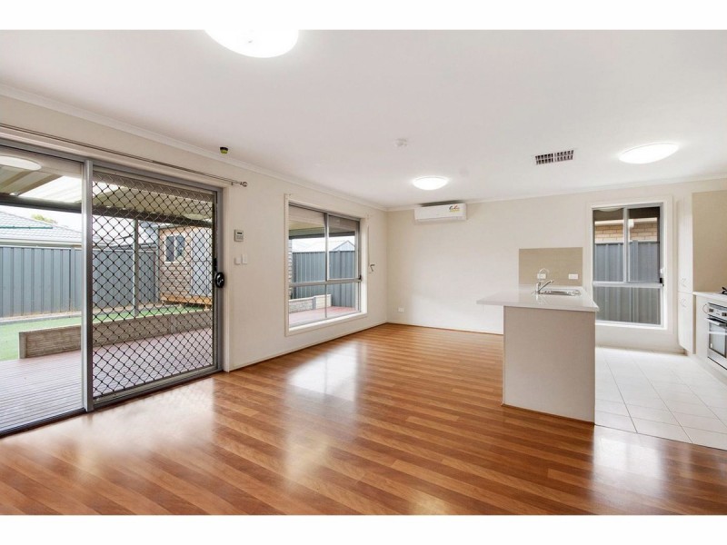 12 Tuggarah Street, Andrews Farm SA 5114