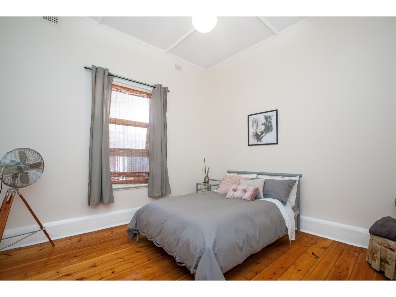 136 Jetty Road, Largs Bay SA 5016