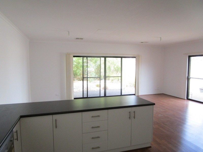 25 Redward Avenue, Greenacres SA 5086