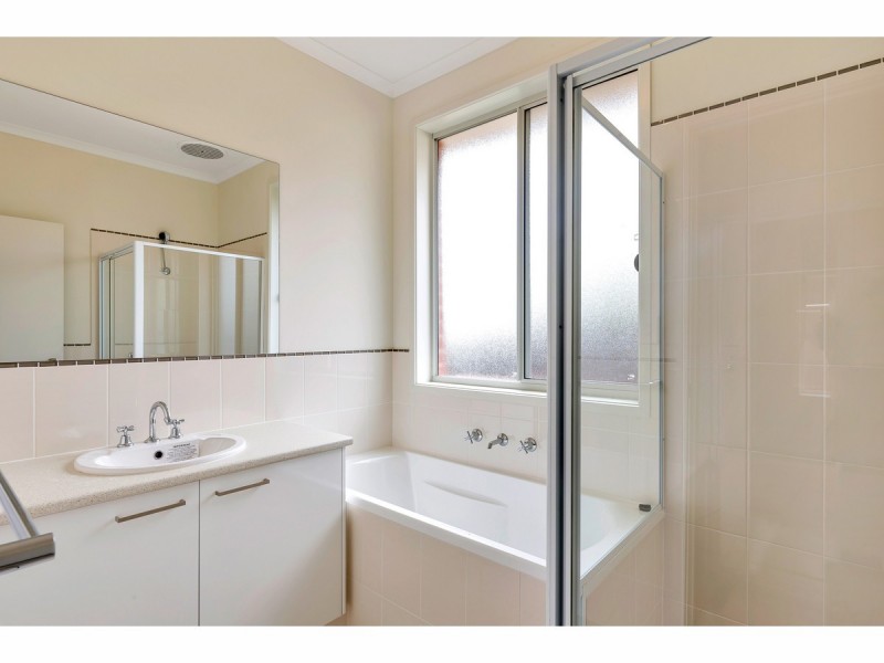 19a KINGS Avenue, Blair Athol SA 5084