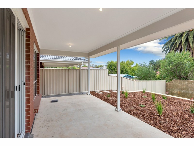 19a KINGS Avenue, Blair Athol SA 5084