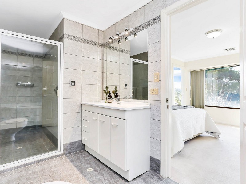 1 Chauvel Court, Highbury SA 5089