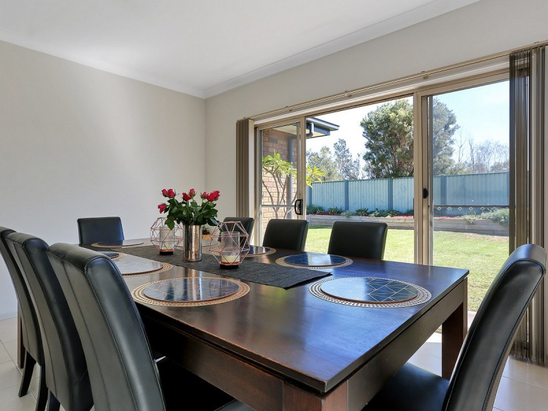 1 Chapman Court, Mawson Lakes SA 5095