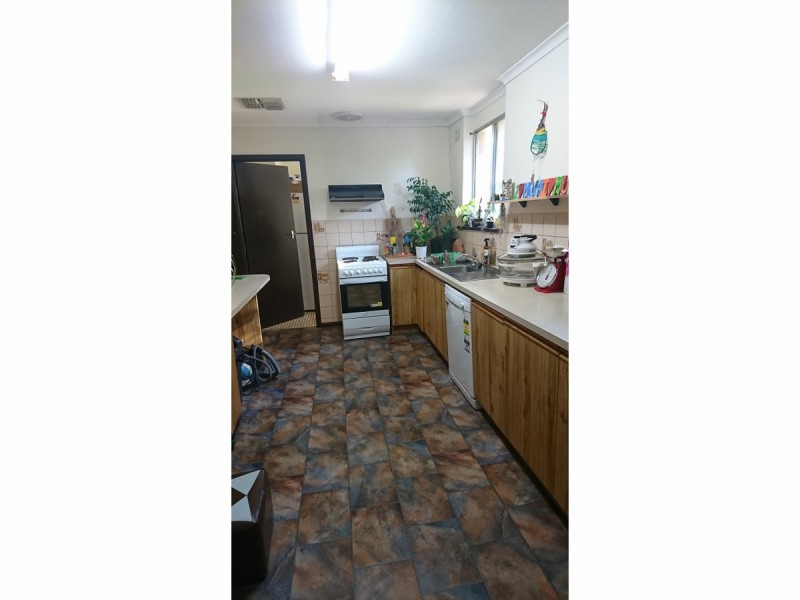 4 Red Gum Avenue, Redwood Park SA 5097