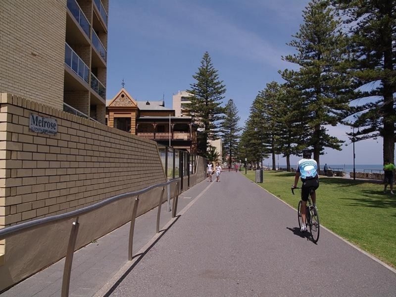 11/8-10 Robert Street, Glenelg South SA 5045