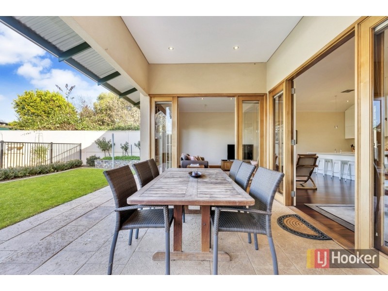 13 Harrow Terrace, Kingswood SA 5062