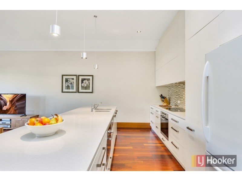 13 Harrow Terrace, Kingswood SA 5062