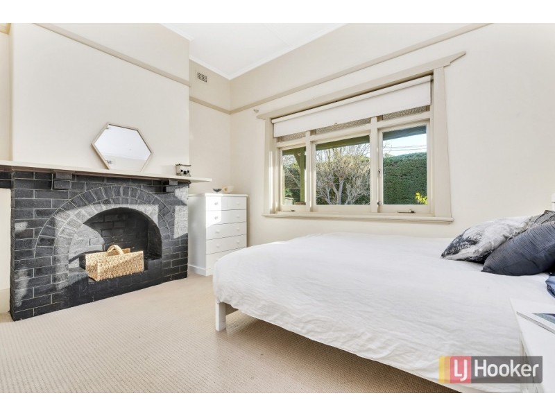 13 Harrow Terrace, Kingswood SA 5062