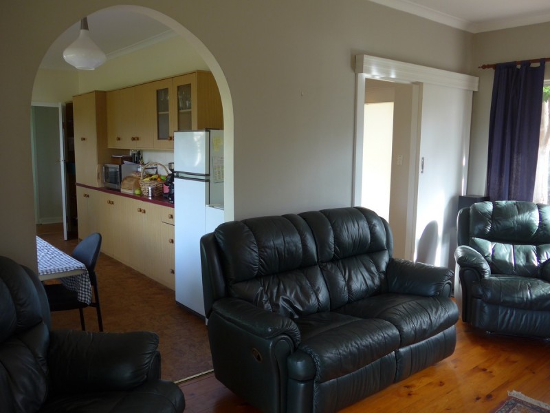2 Bishop Street, Skye SA 5072