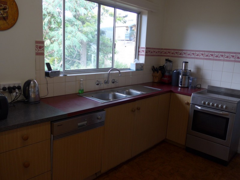 2 Bishop Street, Skye SA 5072