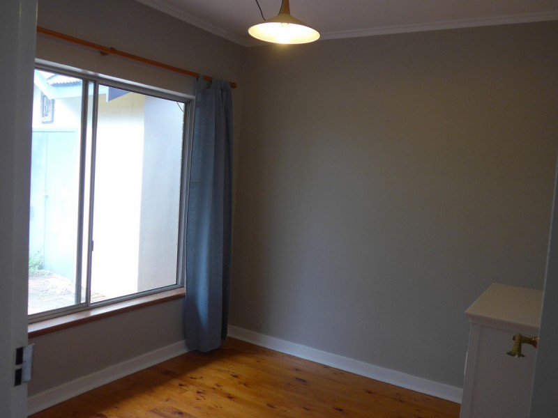 2 Bishop Street, Skye SA 5072