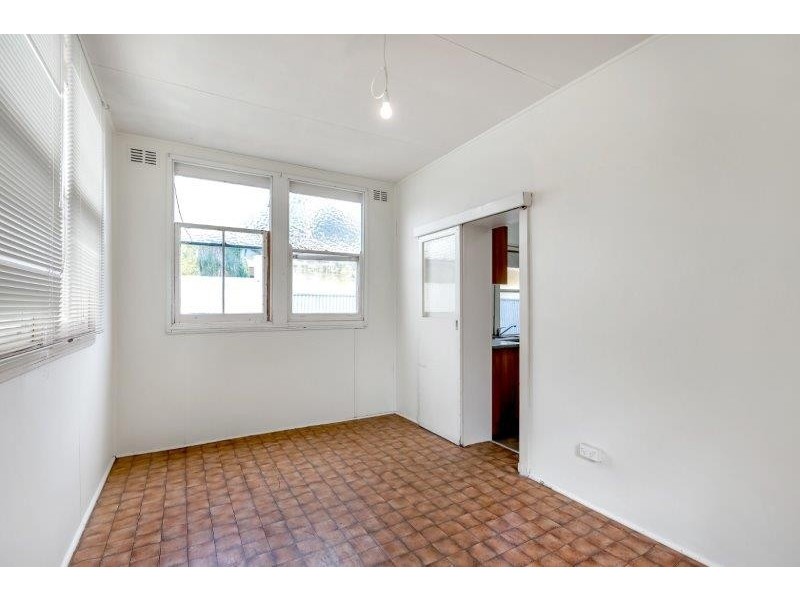 10 Corinda Avenue, Kensington Park SA 5068