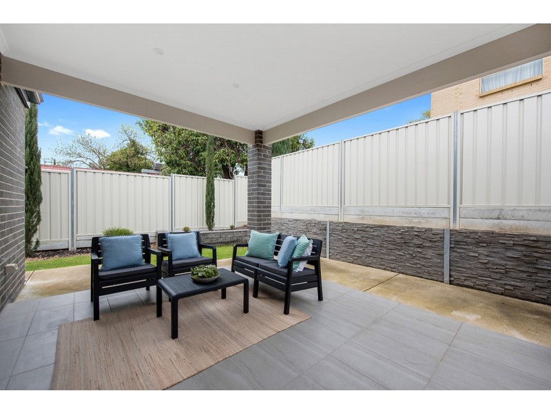 22B Silvermere Avenue, Paradise SA 5075