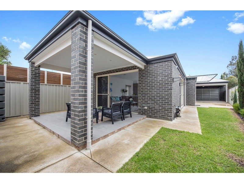 22B Silvermere Avenue, Paradise SA 5075