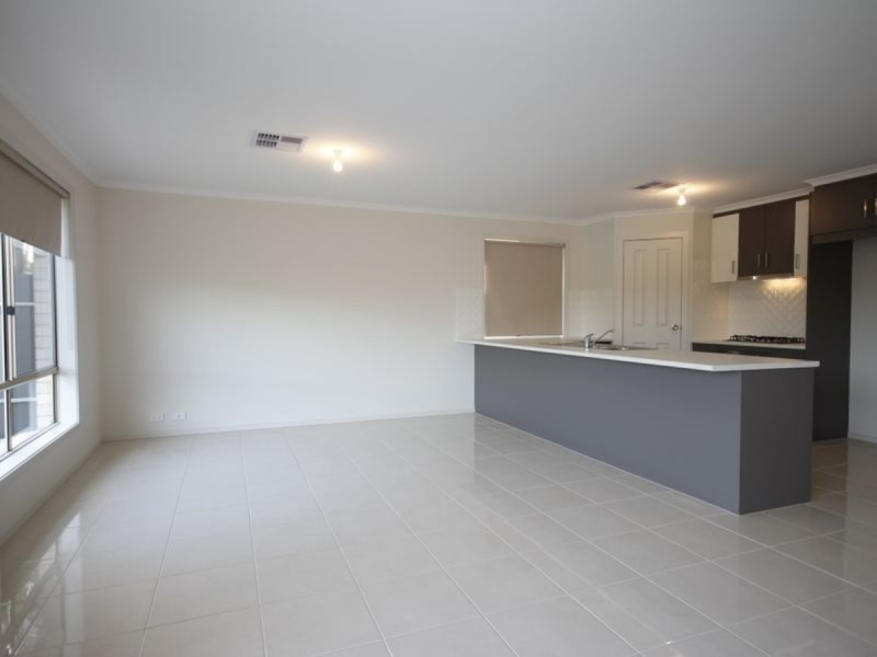 18 Edward Street, Paralowie SA 5108
