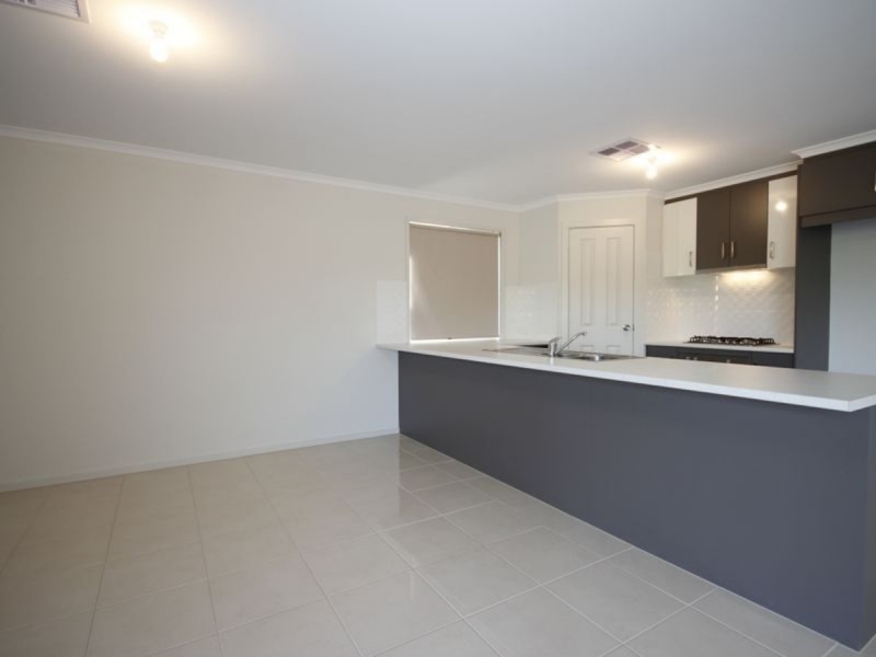 18 Edward Street, Paralowie SA 5108