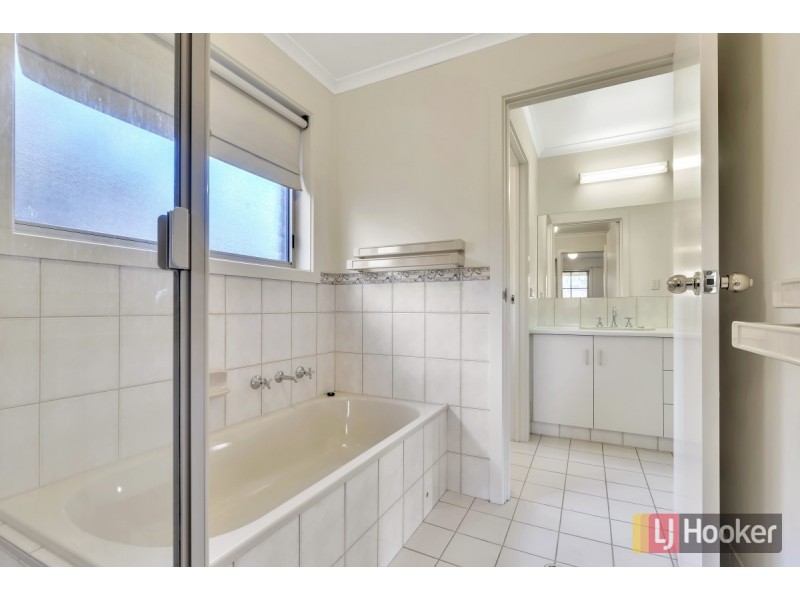 24 McKinley Court, Holden Hill SA 5088