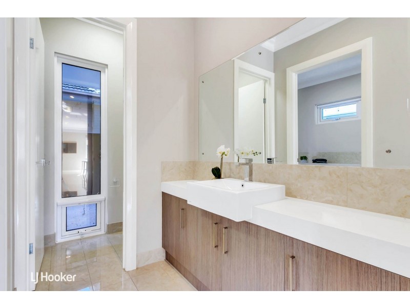 65 Harrow Road, St Peters SA 5069