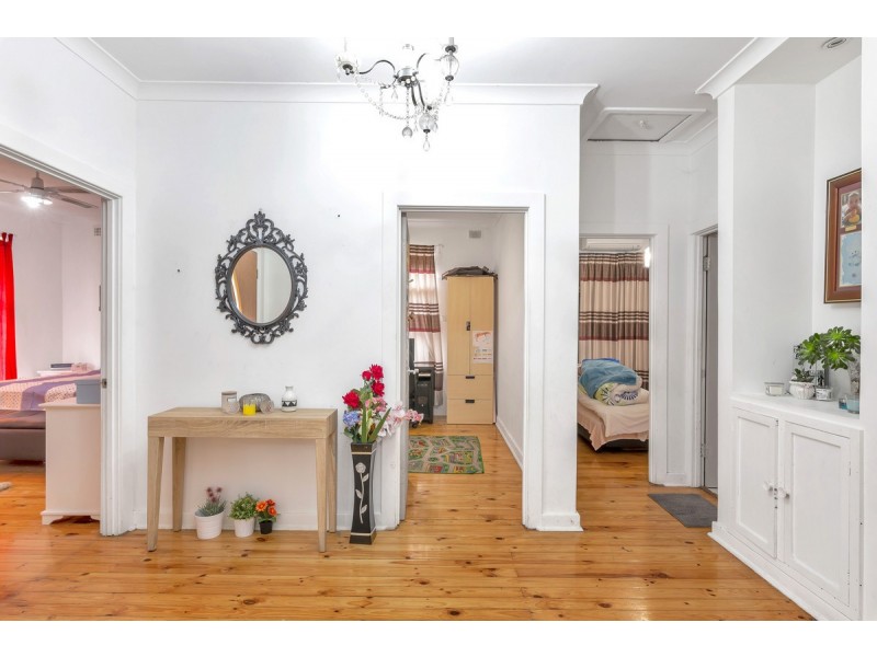 8 Philpott Avenue, Paradise SA 5075