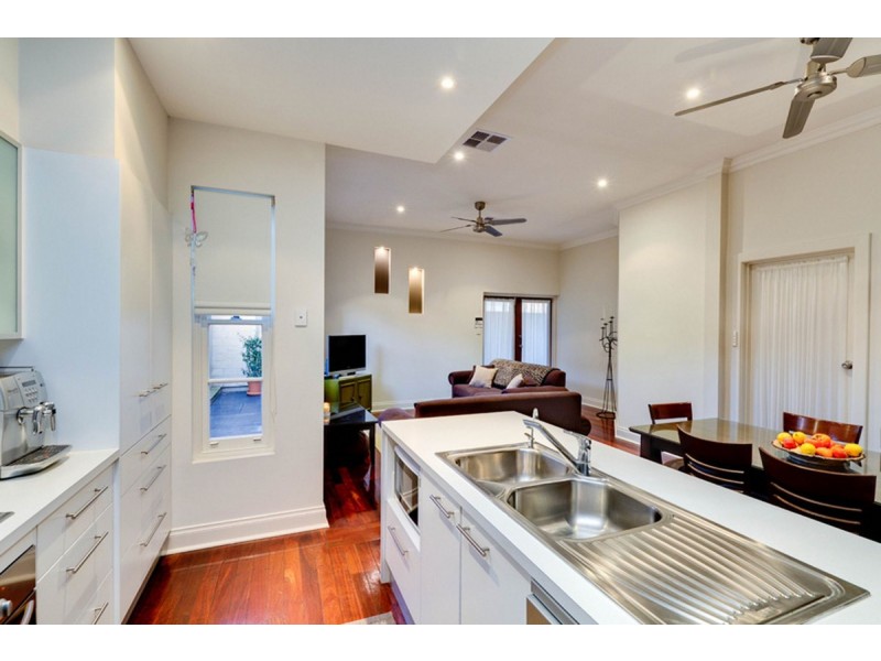 33 Chapel Street, Campbelltown SA 5074