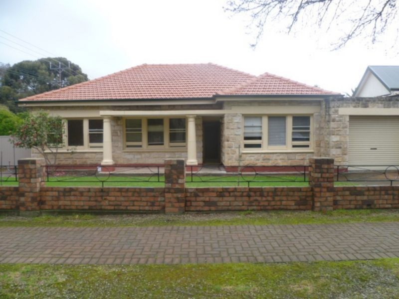 18 Third Avenue, St Peters SA 5069