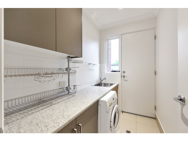 8 Scarratt Avenue, Firle SA 5070