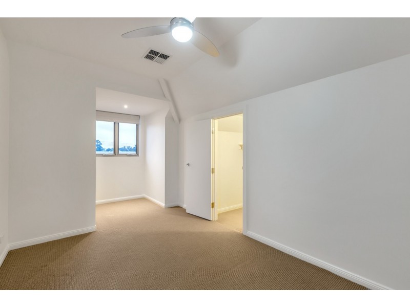 8 Scarratt Avenue, Firle SA 5070