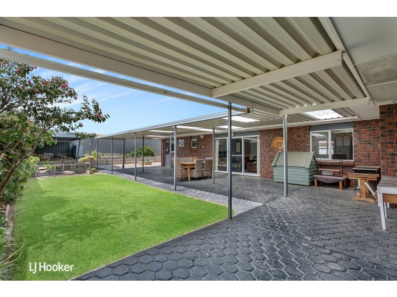 16 Antonia Circuit, Hallett Cove SA 5158
