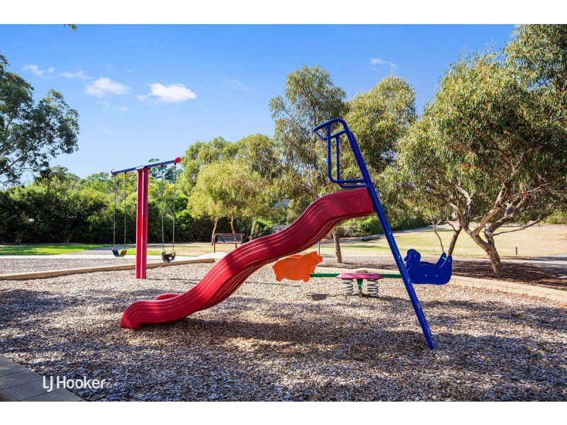 2/3 Far View Crescent, Ridgehaven SA 5097