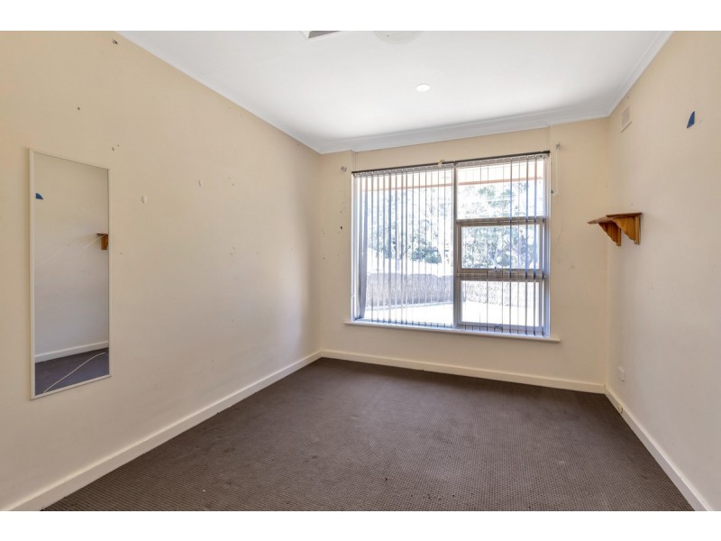 16 Reids Road, Dernancourt SA 5075