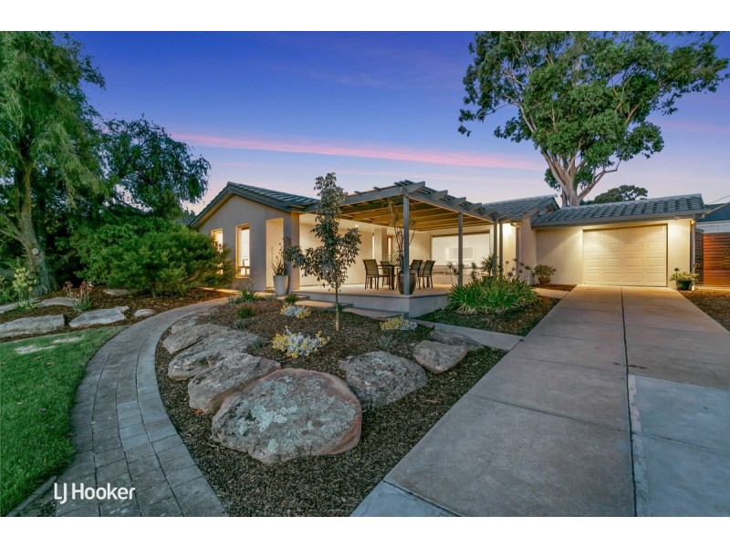 37 Hoylake Crescent, Fairview Park SA 5126