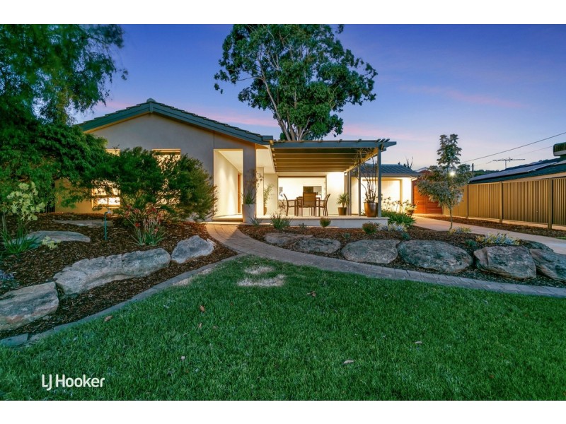 37 Hoylake Crescent, Fairview Park SA 5126