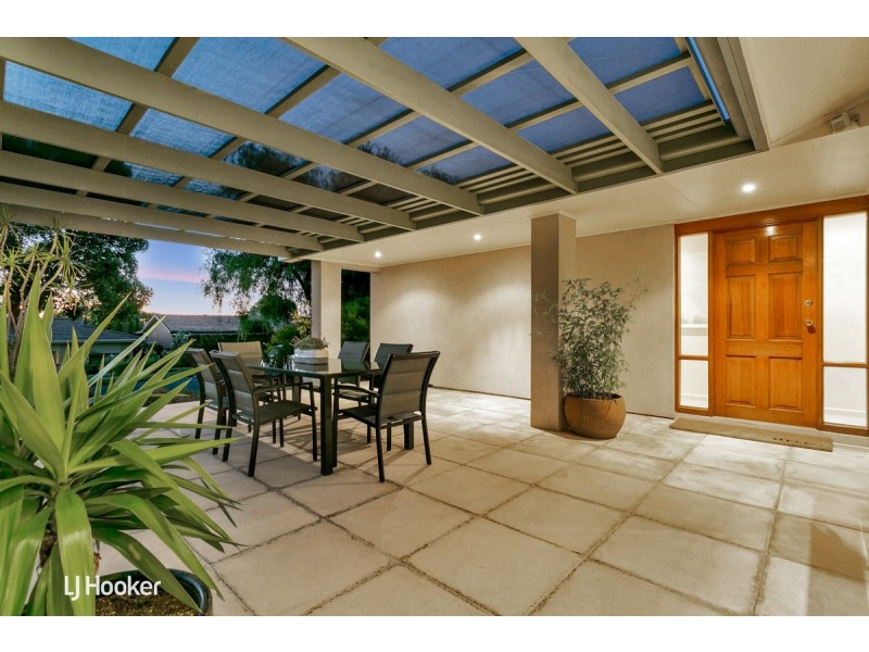 37 Hoylake Crescent, Fairview Park SA 5126