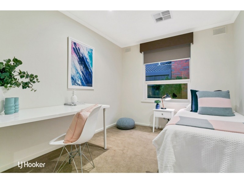 37 Hoylake Crescent, Fairview Park SA 5126