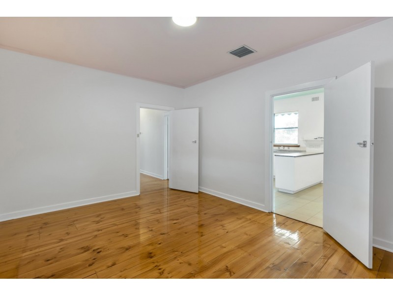 1 Donald Street, Blair Athol SA 5084