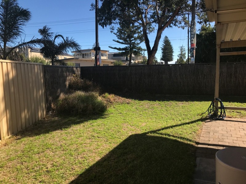 1/6 Military Road, West Beach SA 5024