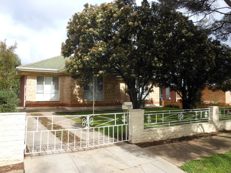 32 Hancock Avenue, Campbelltown SA 5074