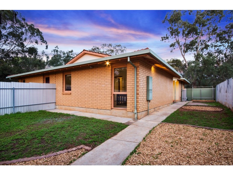 10 Weston Court, Para Hills West SA 5096