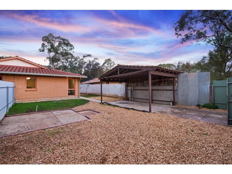 10 Weston Court, Para Hills West SA 5096