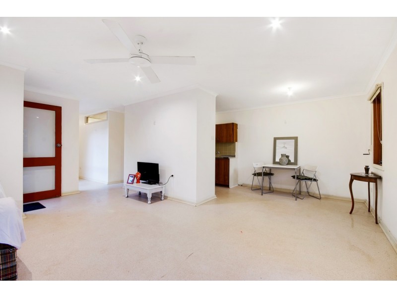 10 Weston Court, Para Hills West SA 5096