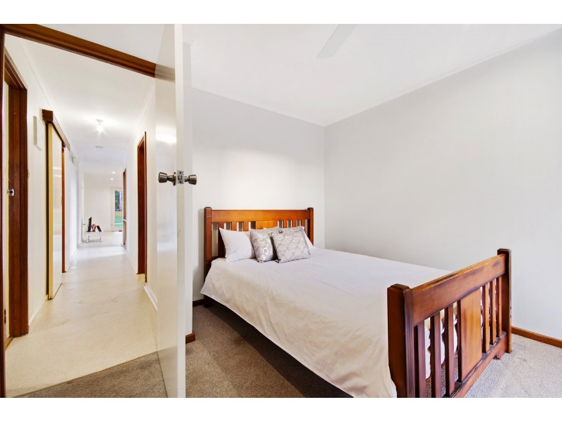 10 Weston Court, Para Hills West SA 5096