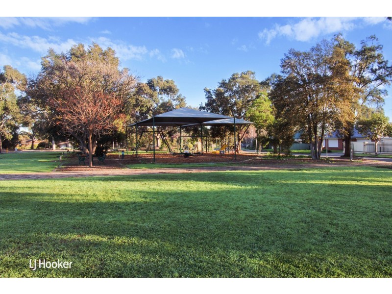 29 Emery Road, Campbelltown SA 5074