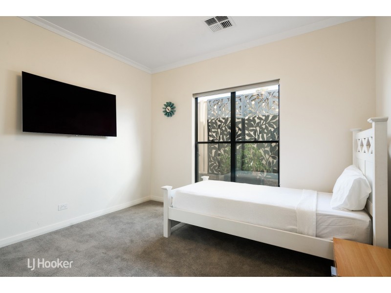 9 Orvieto Road, Seacliff Park SA 5049