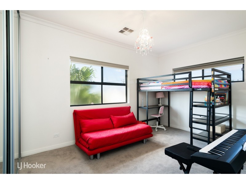 9 Orvieto Road, Seacliff Park SA 5049